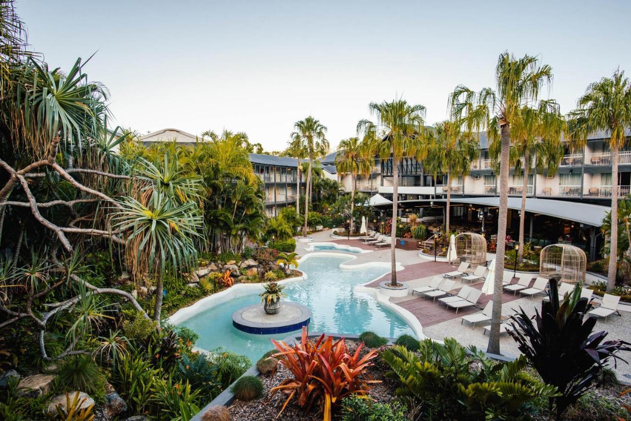 Mantra Club Croc Hotel Airlie Beach Exterior photo