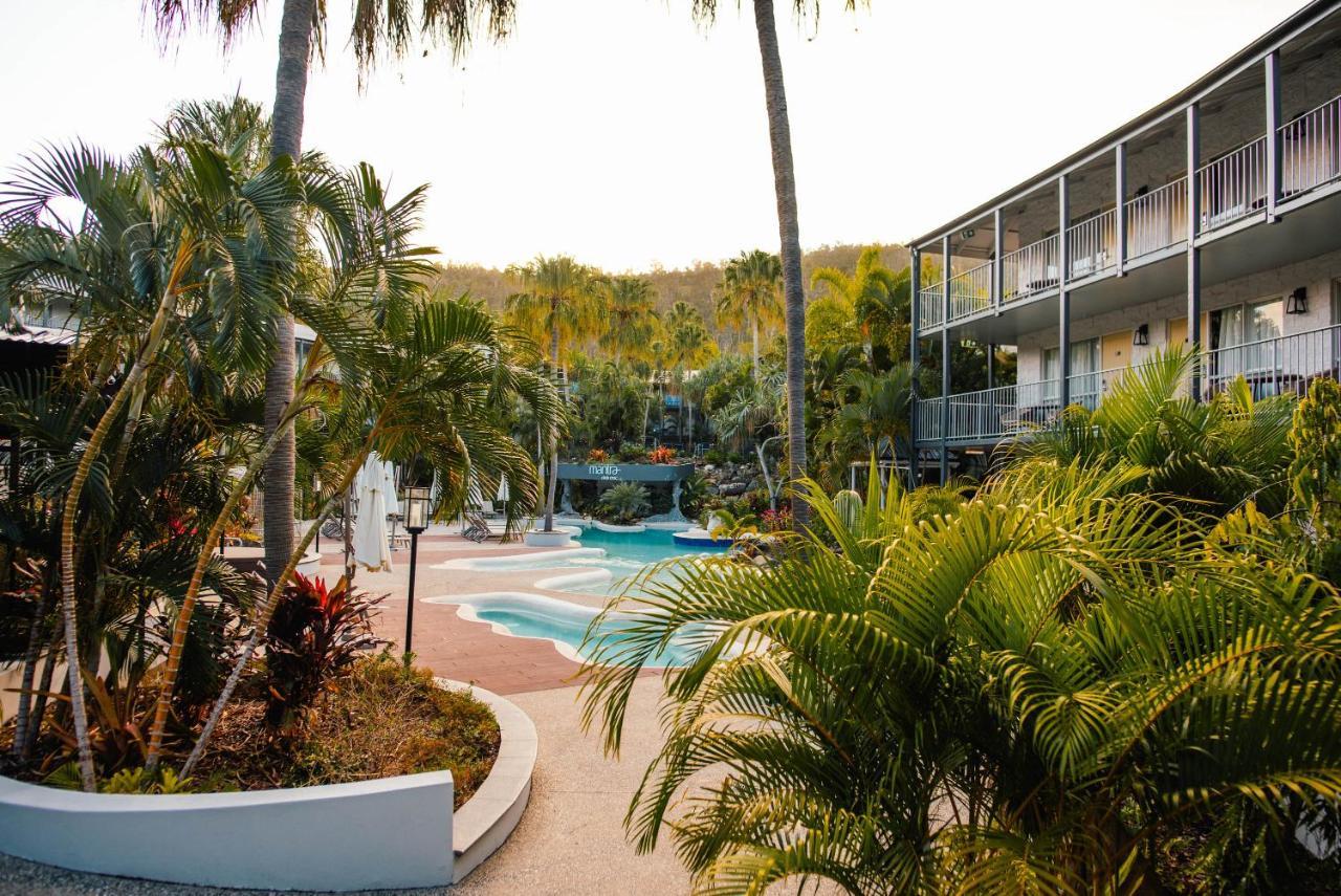Mantra Club Croc Hotel Airlie Beach Exterior photo