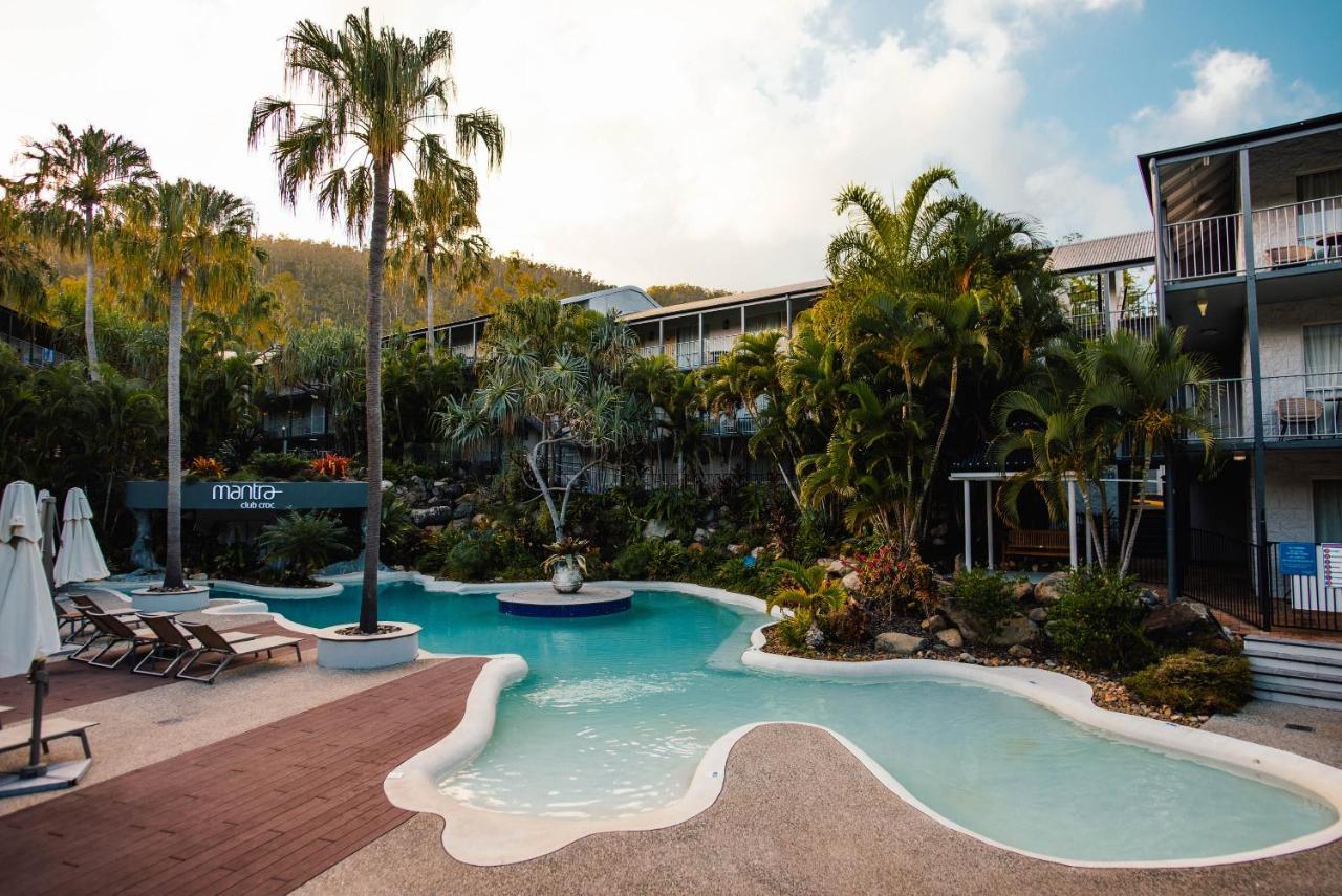 Mantra Club Croc Hotel Airlie Beach Exterior photo